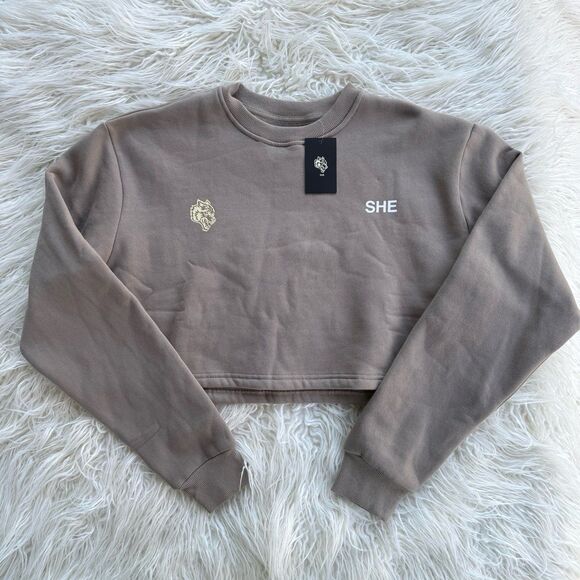 Wolves Darc Sport SHE Cursive Crop Crewneck Stone Gray Size Small - Picture 1 of 9